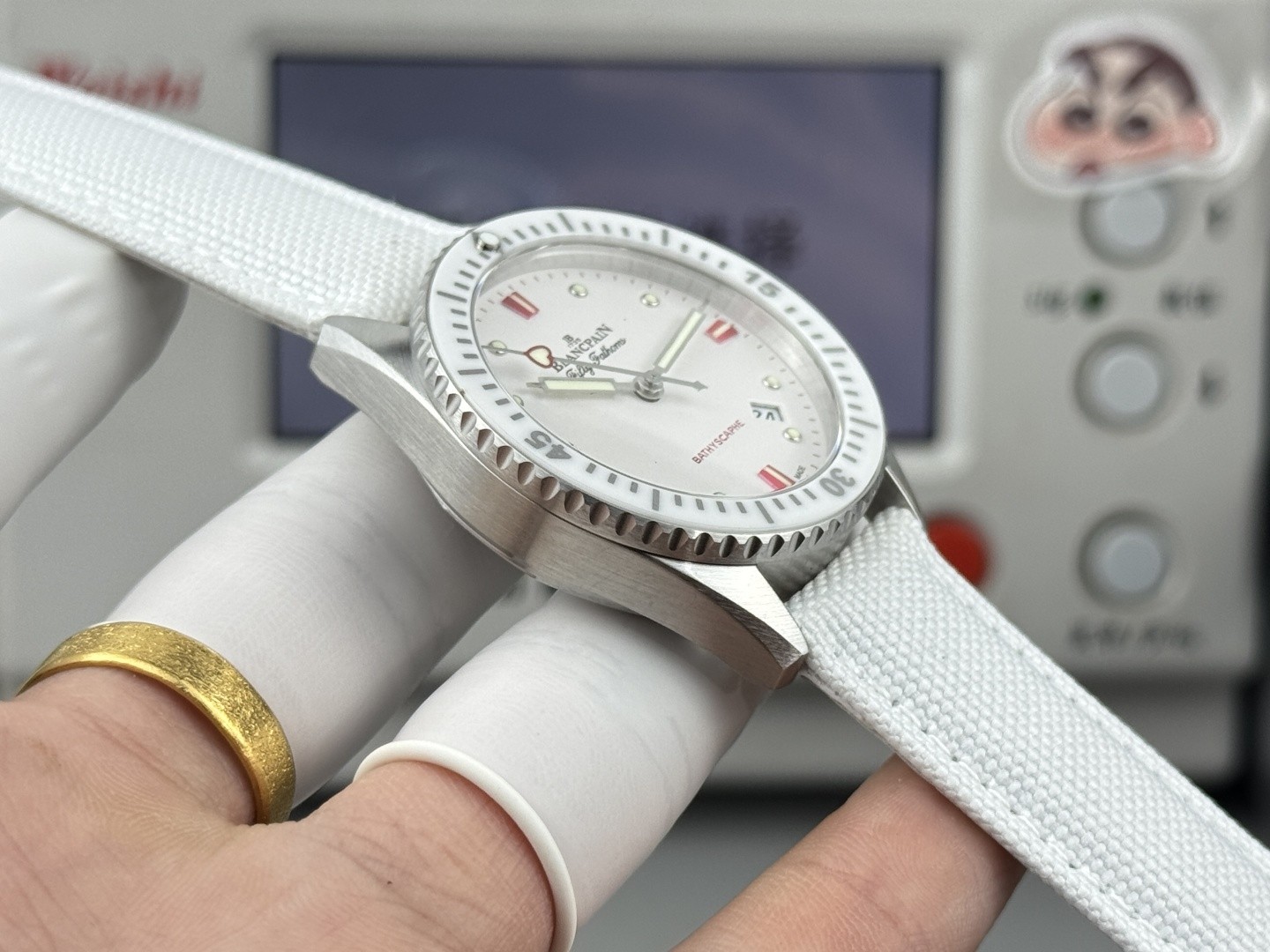 Ceramic Watch view 6