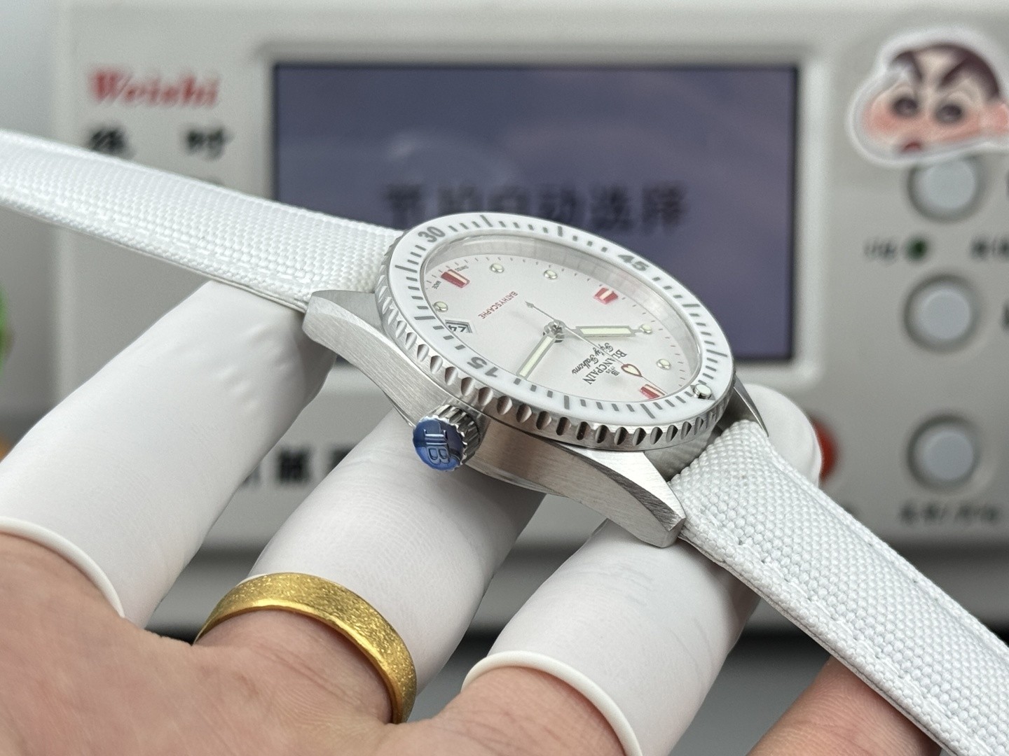 Ceramic Watch view 7