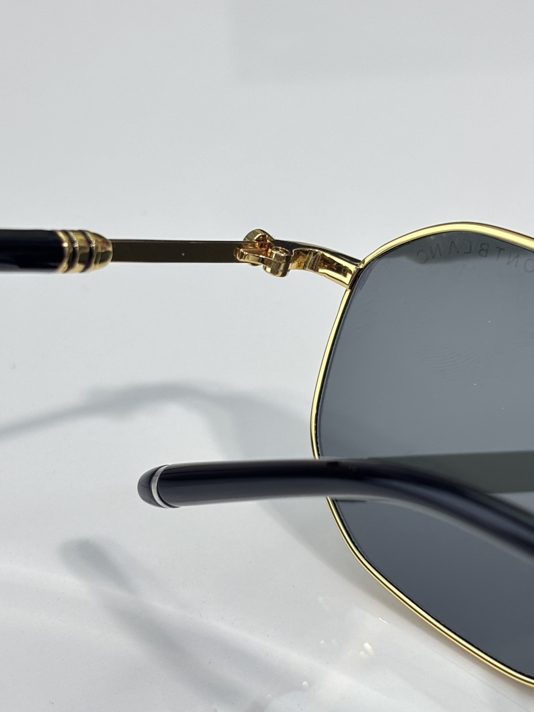 MONT BLAN EL:MB0481S Size 55 20 Sunglasses view 7