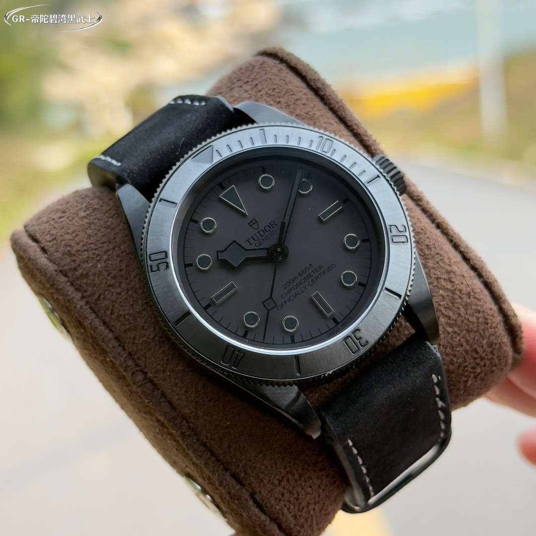 Tudor Ceramic Automatic Watch view 4