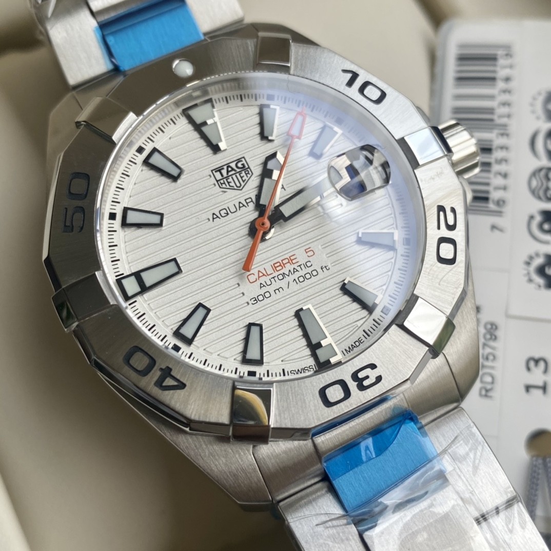 TAG Heuer Aquaracer Stainless Steel Automatic 41mm Watch view 2