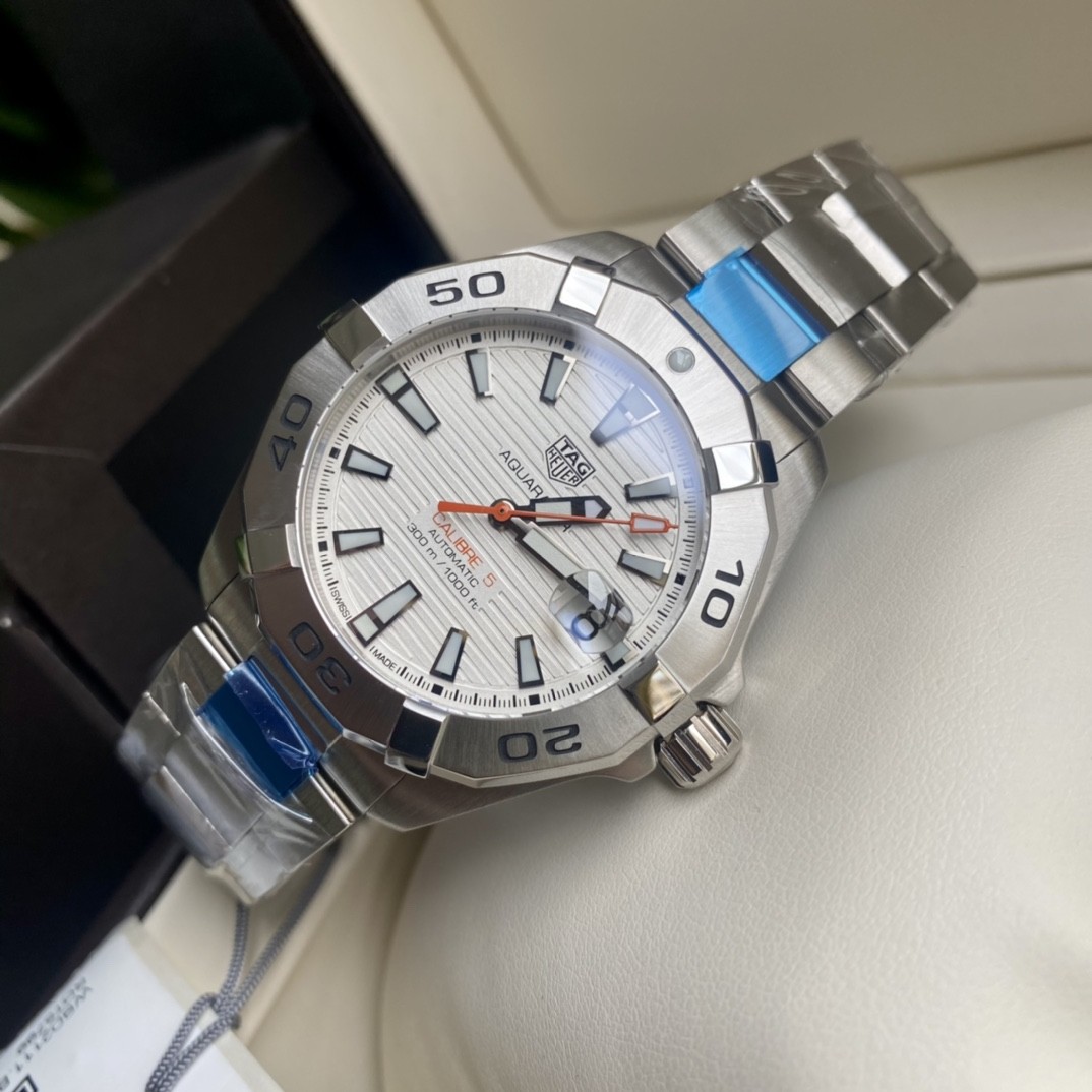 TAG Heuer Aquaracer Stainless Steel Automatic 41mm Watch view 3