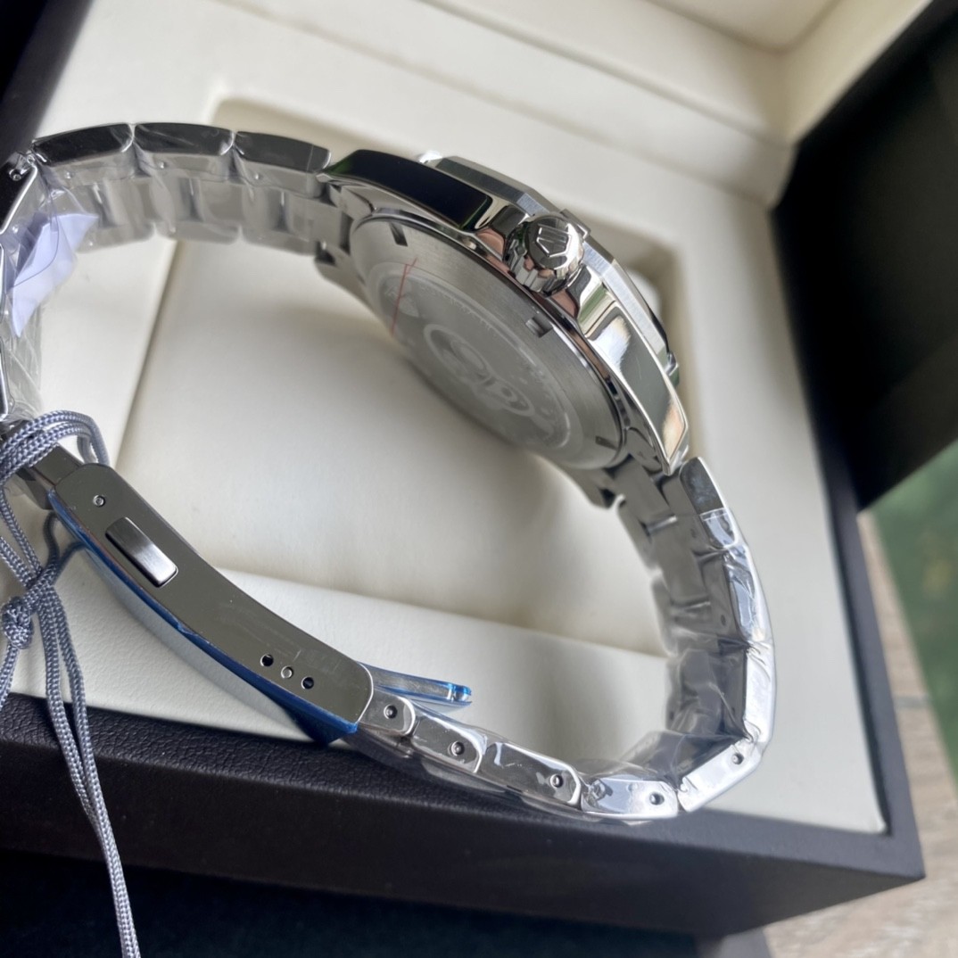 TAG Heuer Aquaracer Stainless Steel Automatic 41mm Watch view 6