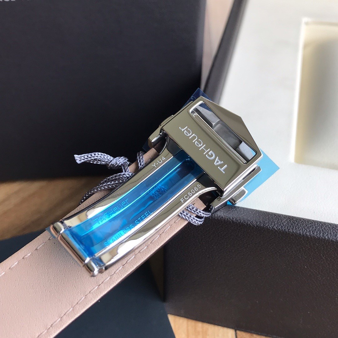TAG Heuer Carrera Leather Strap Automatic Watch view 7