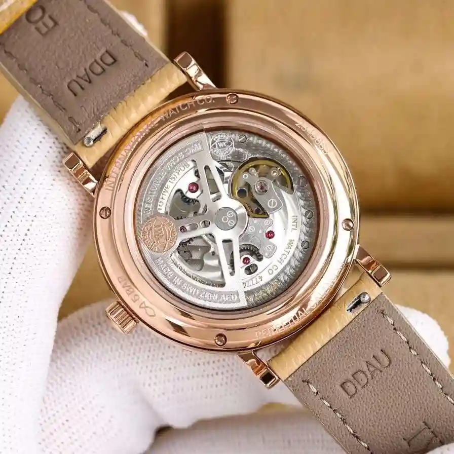 General Watches IWC Wan Guo Bai 1300 Gold 1350 Watch view 5