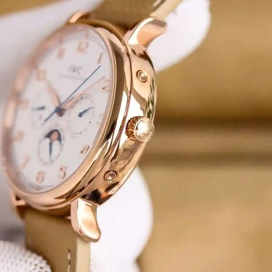 General Watches IWC Wan Guo Bai 1300 Gold 1350 Watch view 7