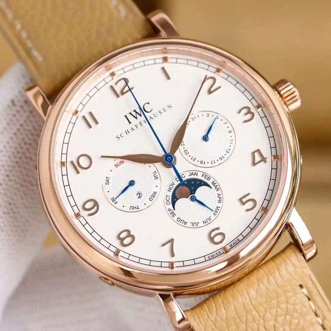 General Watches IWC Wan Guo Bai 1300 Gold 1350 Watch view 9