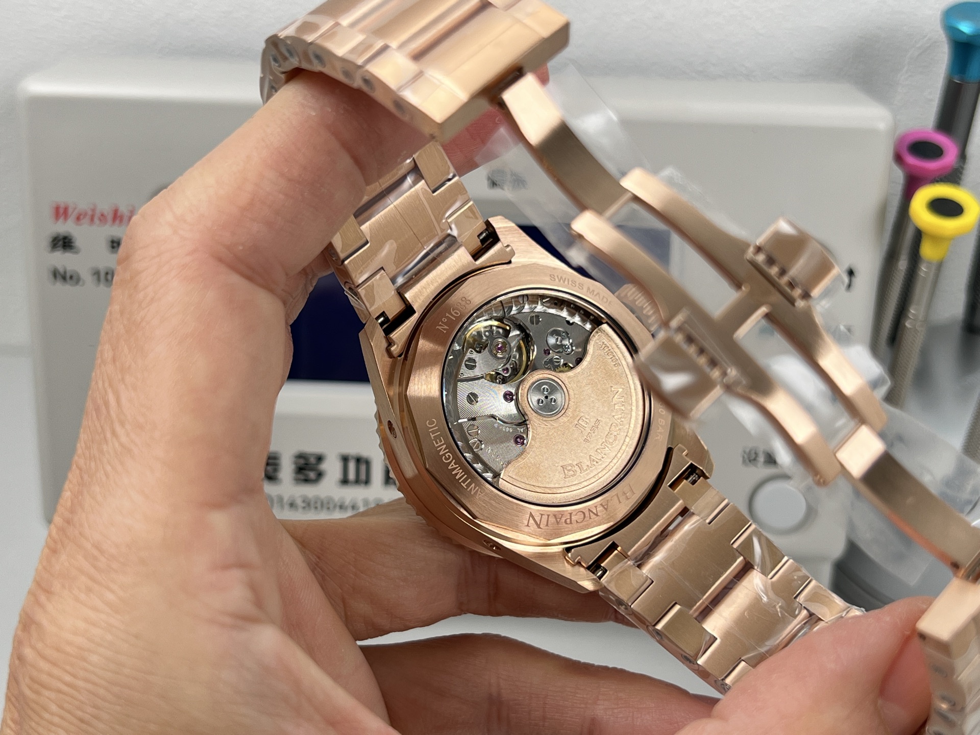 Ceramic Watch view 6
