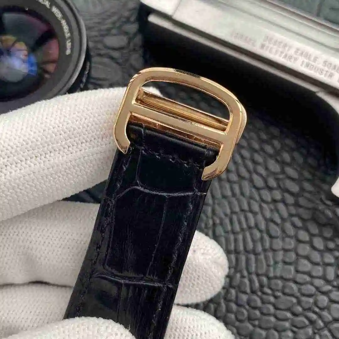General Watches Cartier White 380 Gold 400 Watch view 4