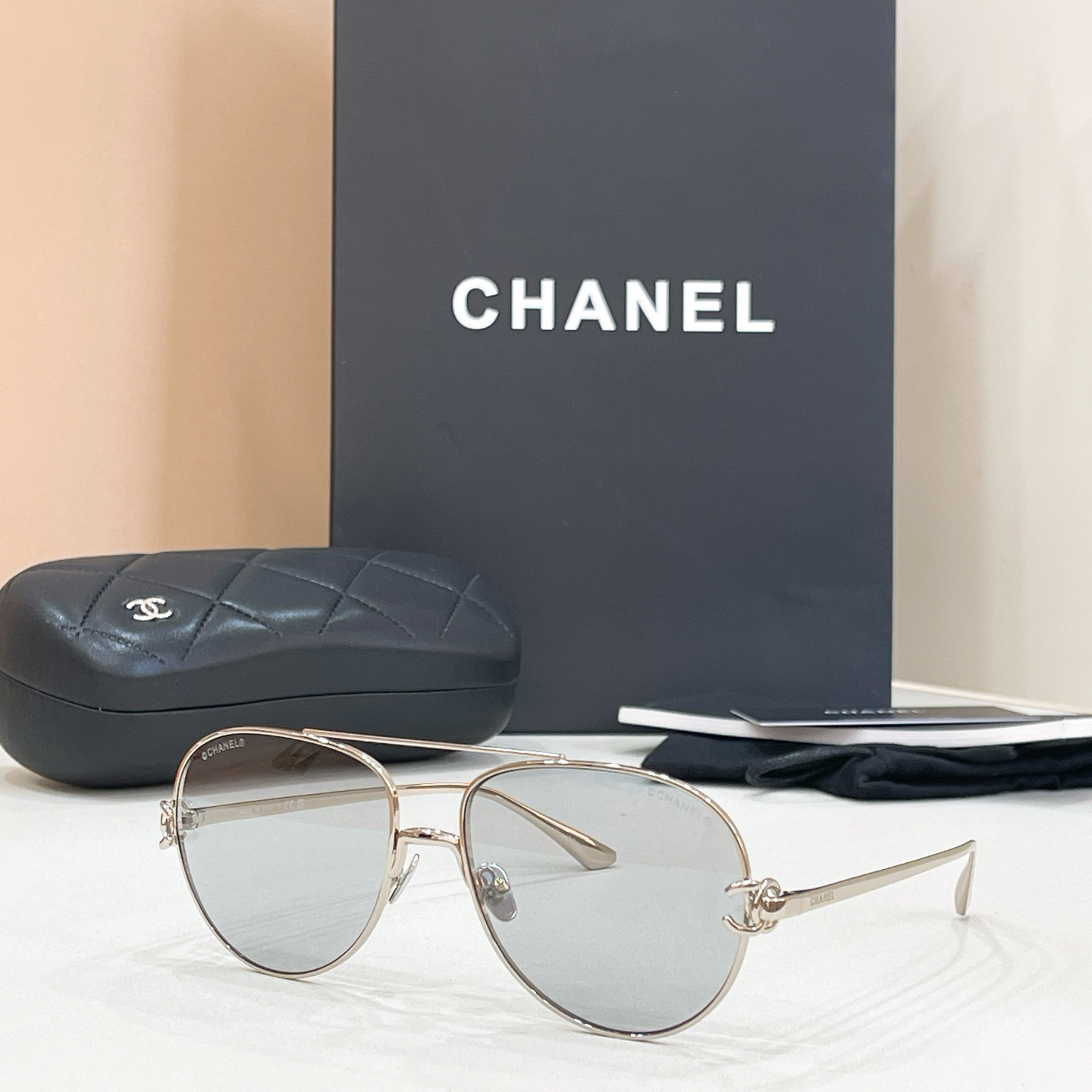 CHANE EL:2233 Size 56-16-145 Sunglasses view 4