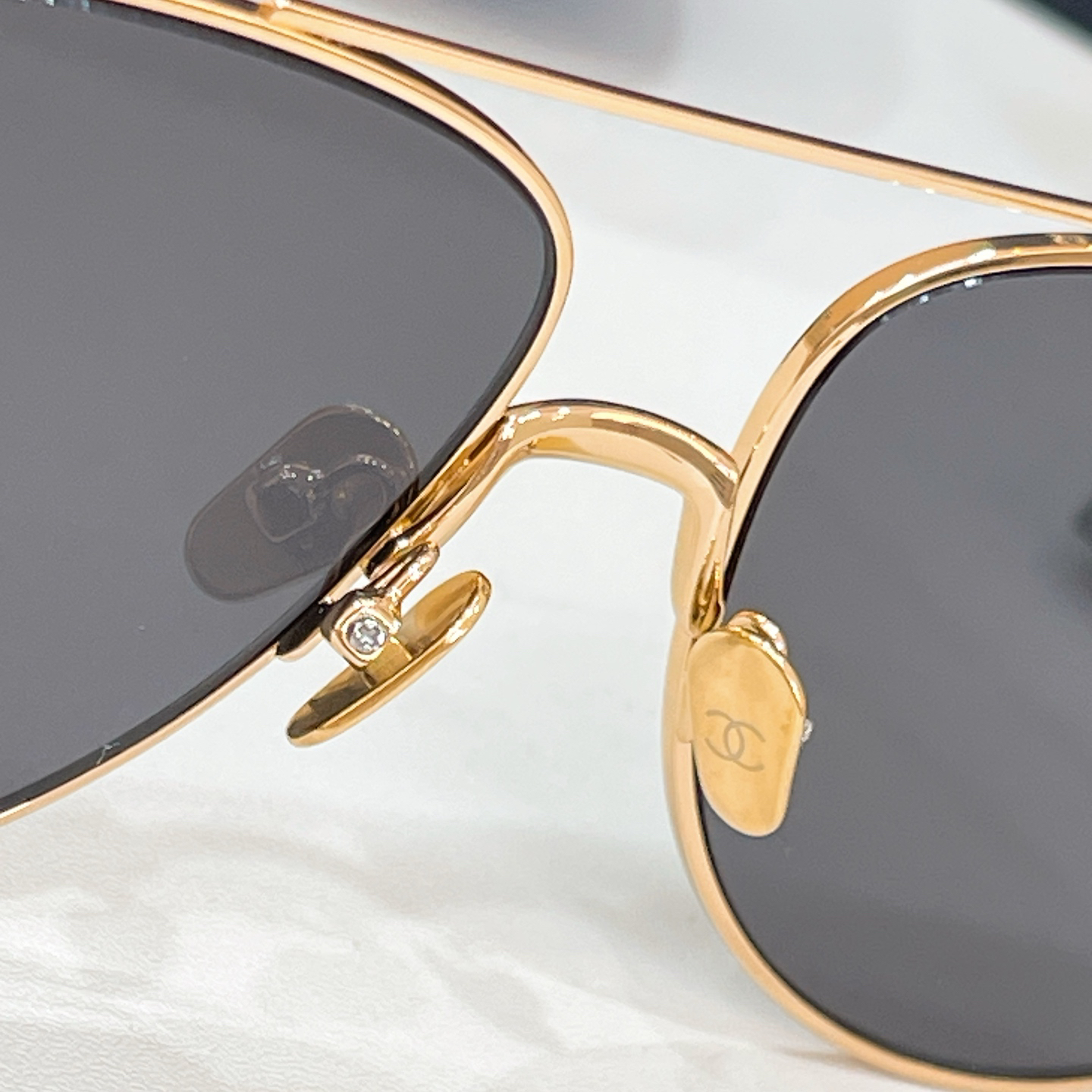 CHANE EL:2233 Size 56-16-145 Sunglasses view 8