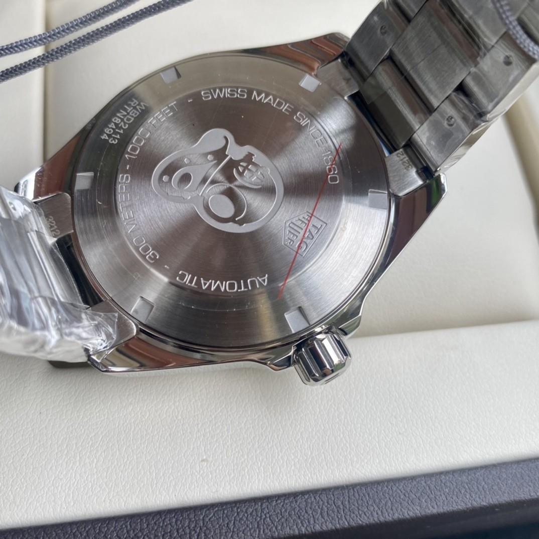 TAG Heuer Aquaracer Stainless Steel Automatic 41mm Watch view 4