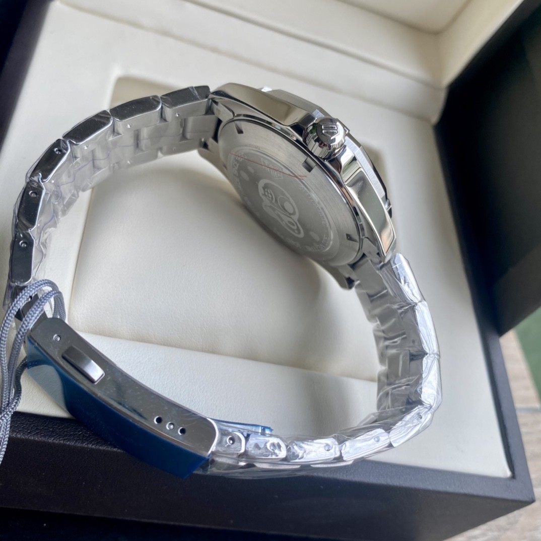 TAG Heuer Aquaracer Stainless Steel Automatic 41mm Watch view 5