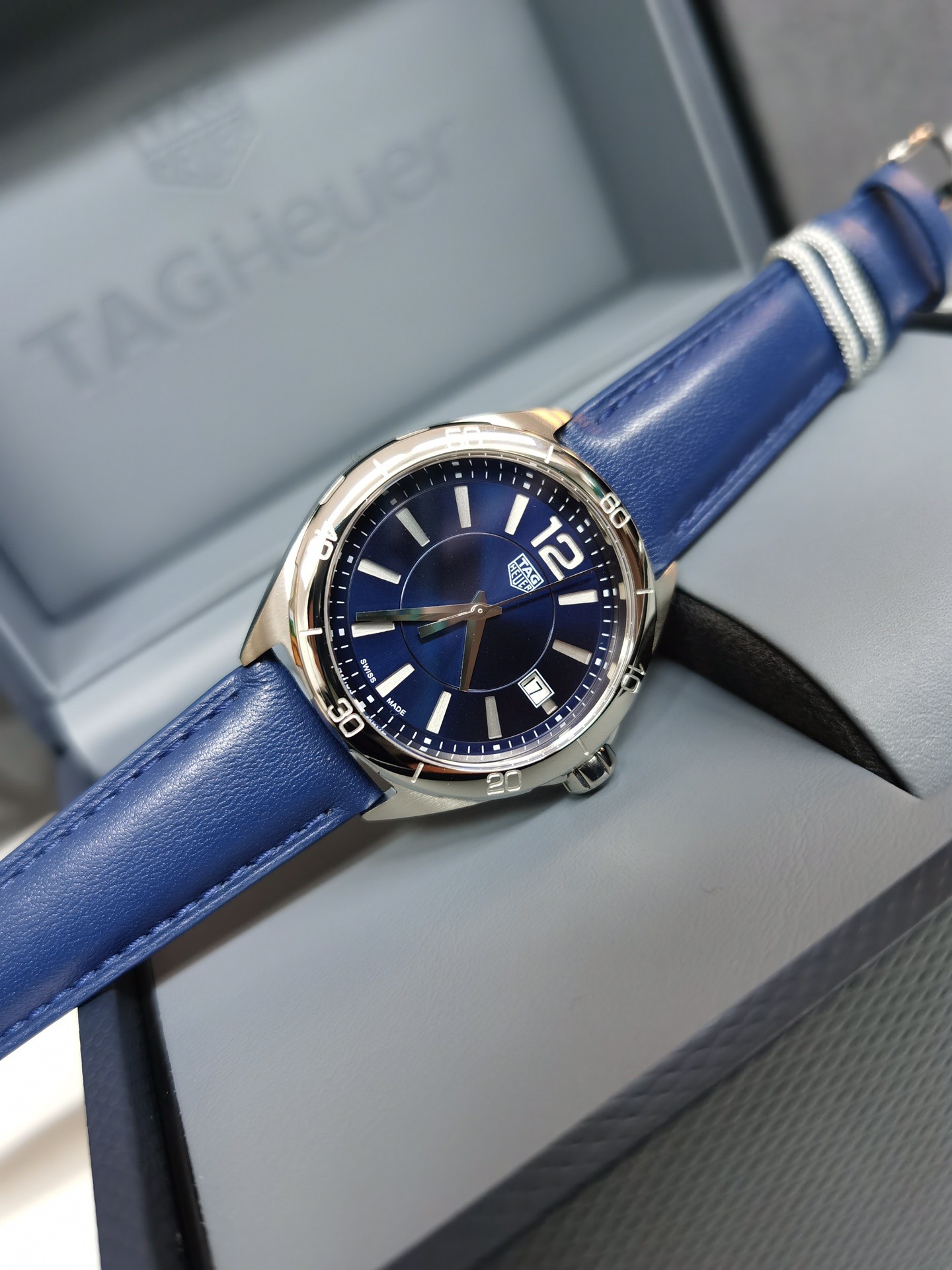 TAG Heuer Formula 1 Blue Dial Stainless Steel Quartz 35mm Watch view 2