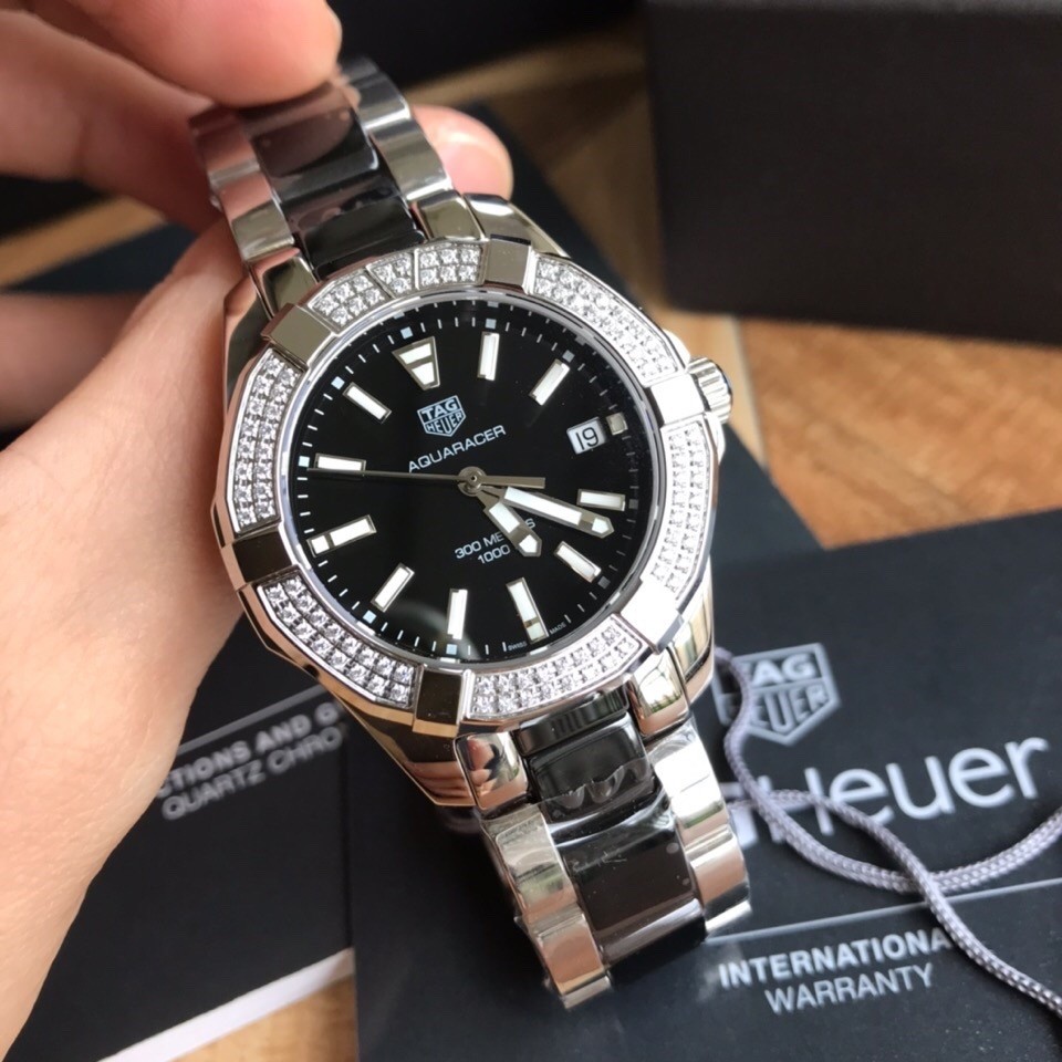 TAG Heuer Aquaracer Ceramic Quartz 35mm Watch view 2