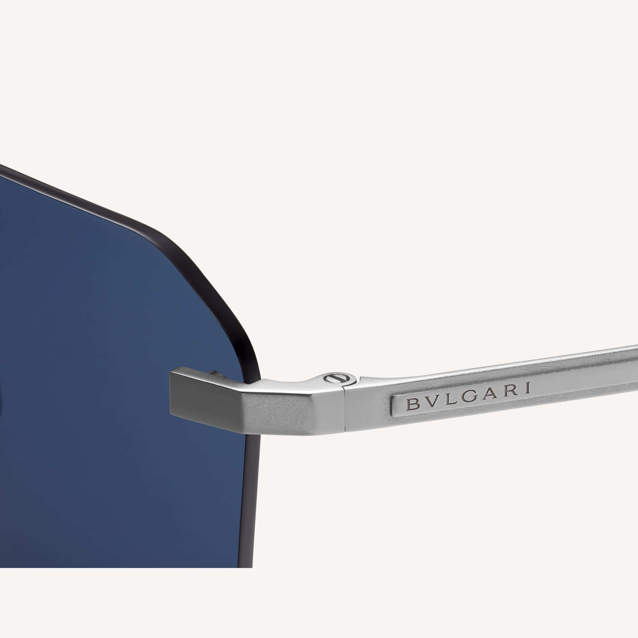 Bottega Veneta BVLGAR EL:BV 40062U Size 59-14-145 Sunglasses view 3