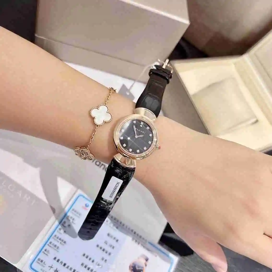 General Watches Women& x27; S watch view 3