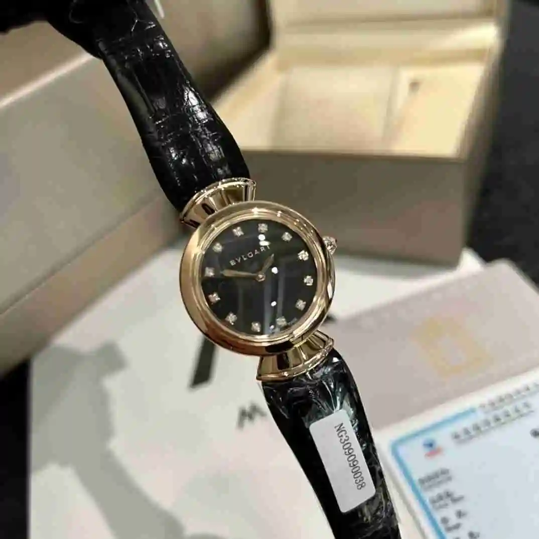 General Watches Women& x27; S watch view 7