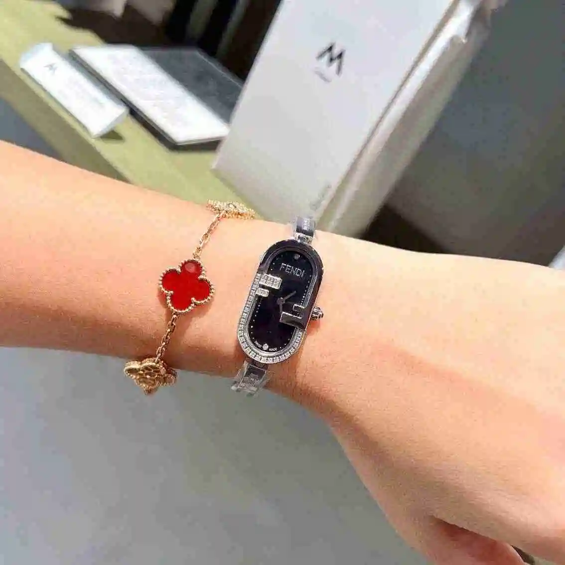 General Watches Fendi Fendi Watch Women's Watch Paired with Original Fully Automatic Mechanical Movement Top Grade 316 Precision Steel Case with Mineral Super Strong Mirror Diameter 17 x 32mm KK03650 view 2