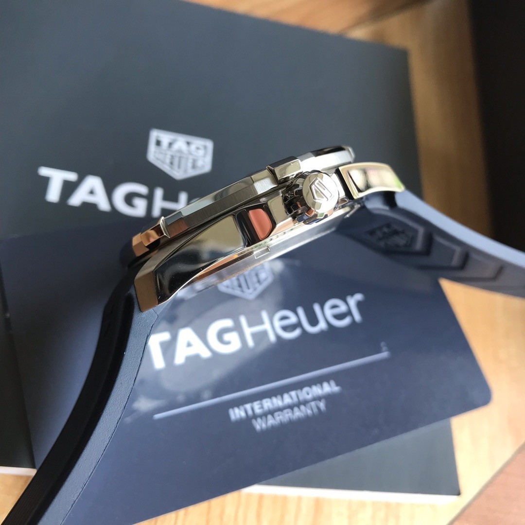 TAG Heuer Aquaracer Stainless Steel Automatic 41mm Watch view 5