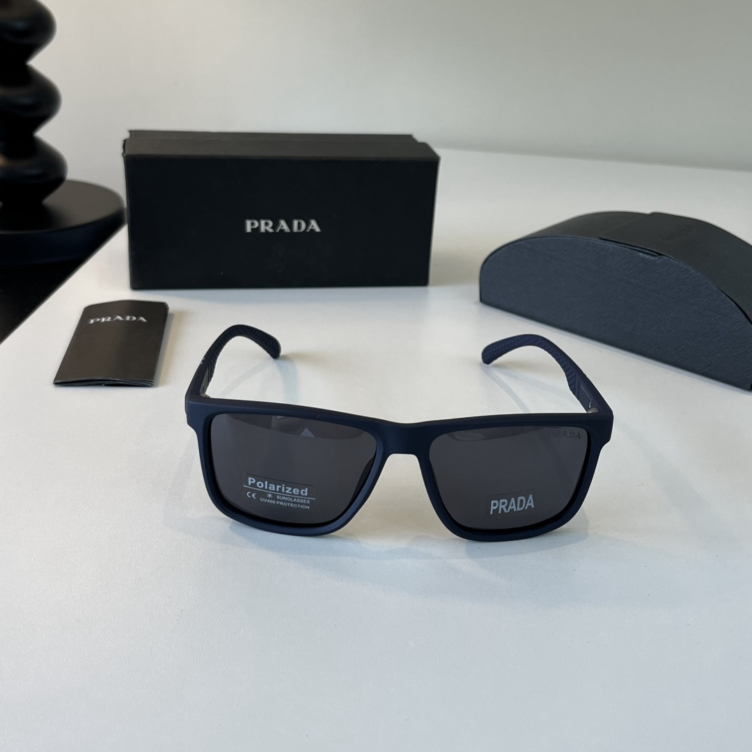 Prada ! ! Sunglasses view 3