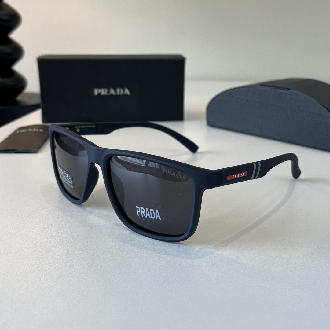 Prada ! ! Sunglasses view 4