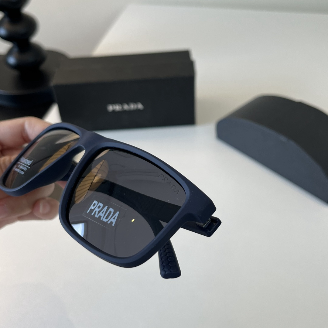 Prada ! ! Sunglasses view 7