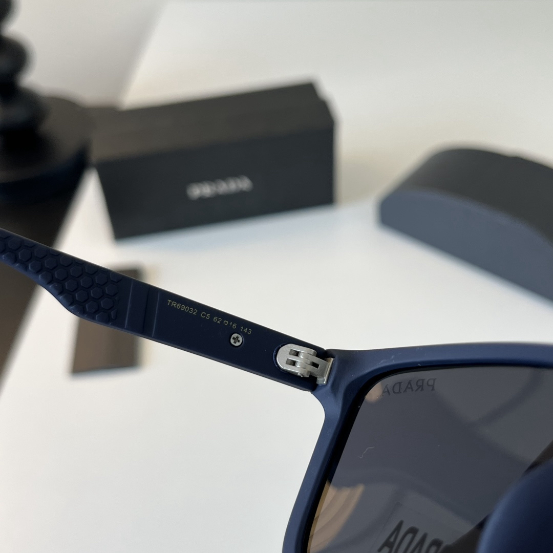Prada ! ! Sunglasses view 10