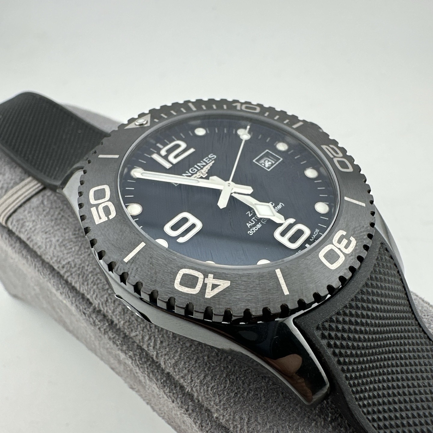 Longines Ceramic Automatic Watch view 6