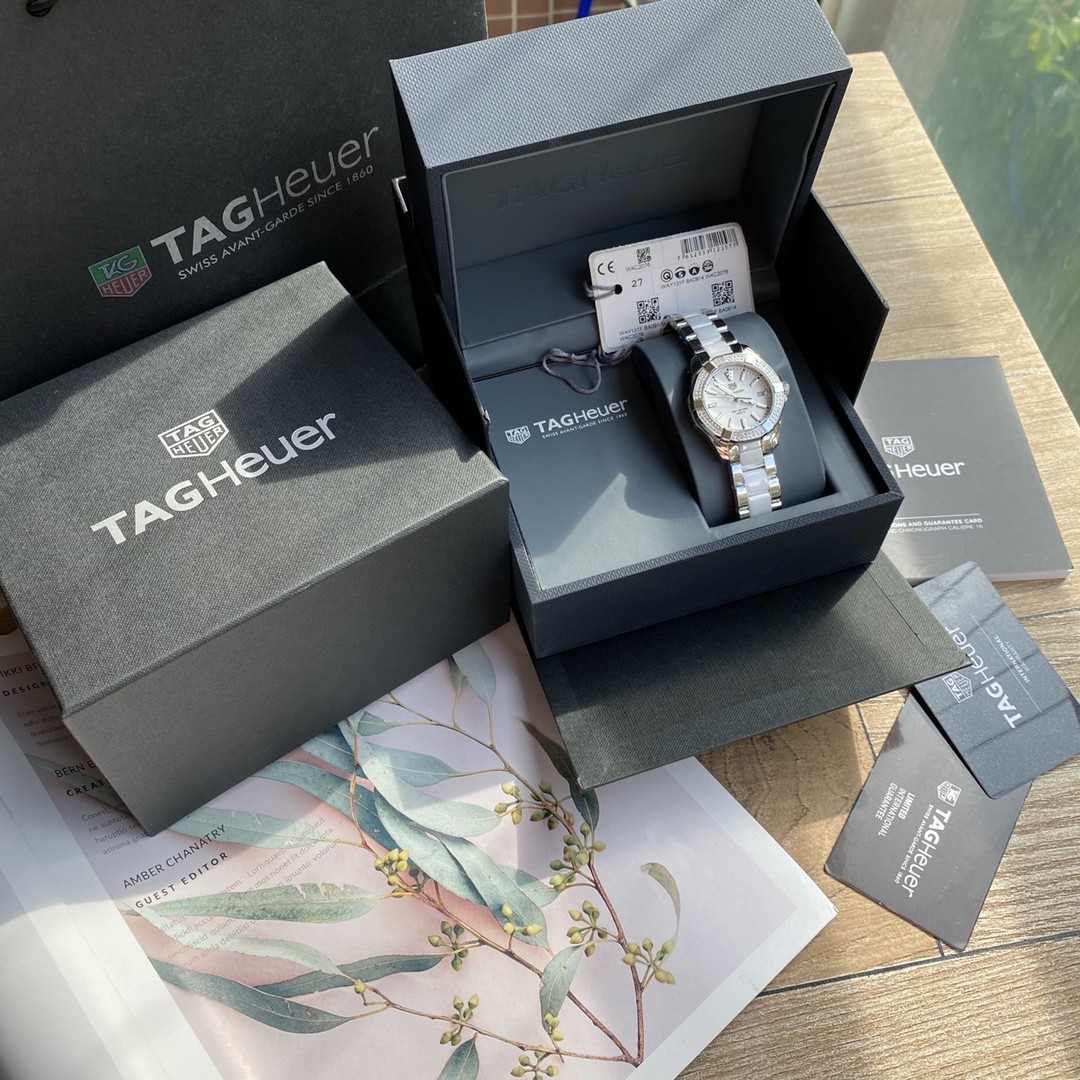 TAG Heuer Aquaracer Ceramic Quartz 35mm Watch view 2