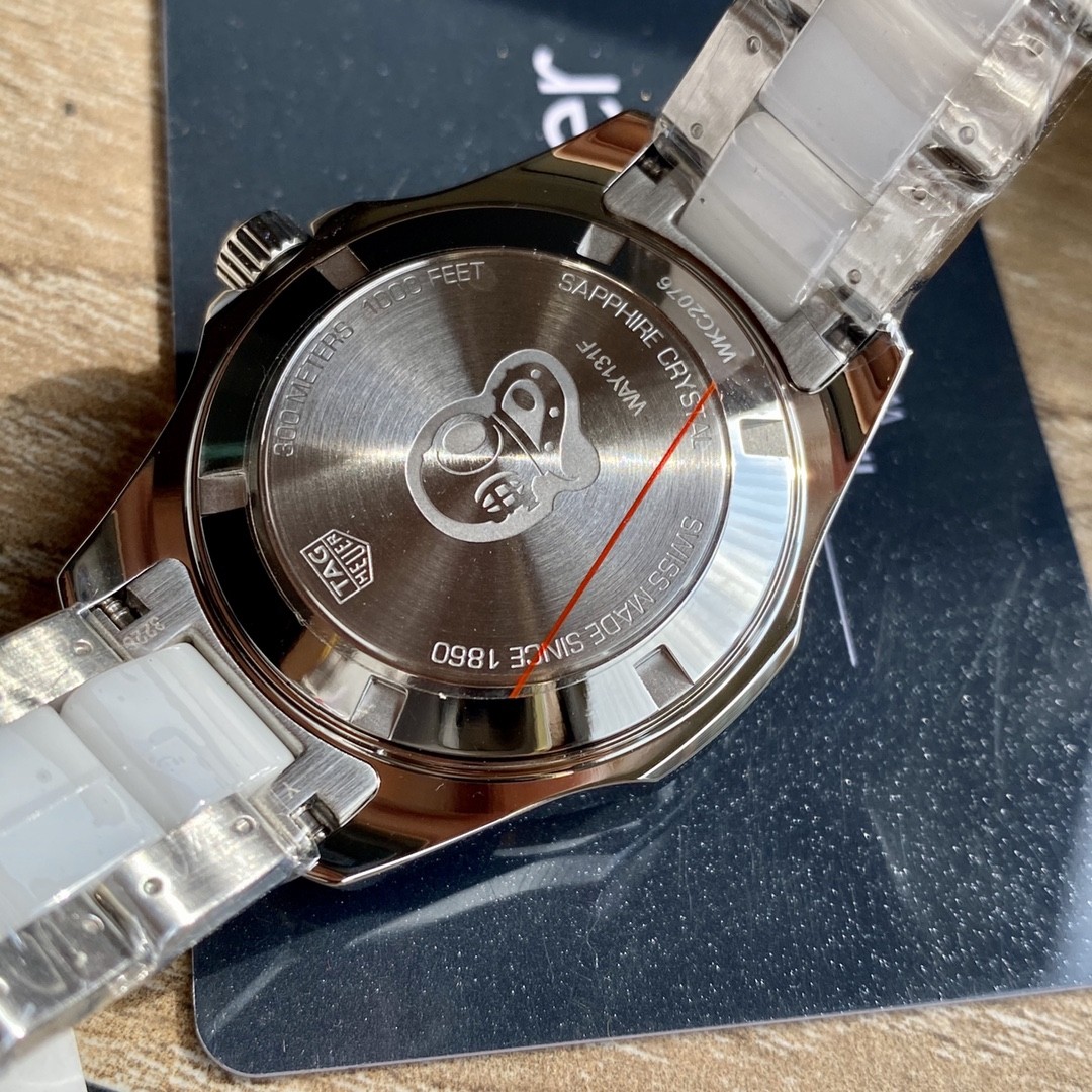 TAG Heuer Aquaracer Ceramic Quartz 35mm Watch view 5