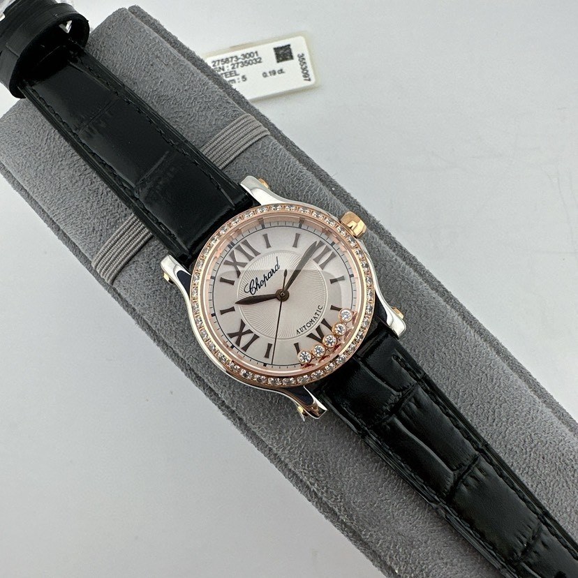 33mm Watch view 4