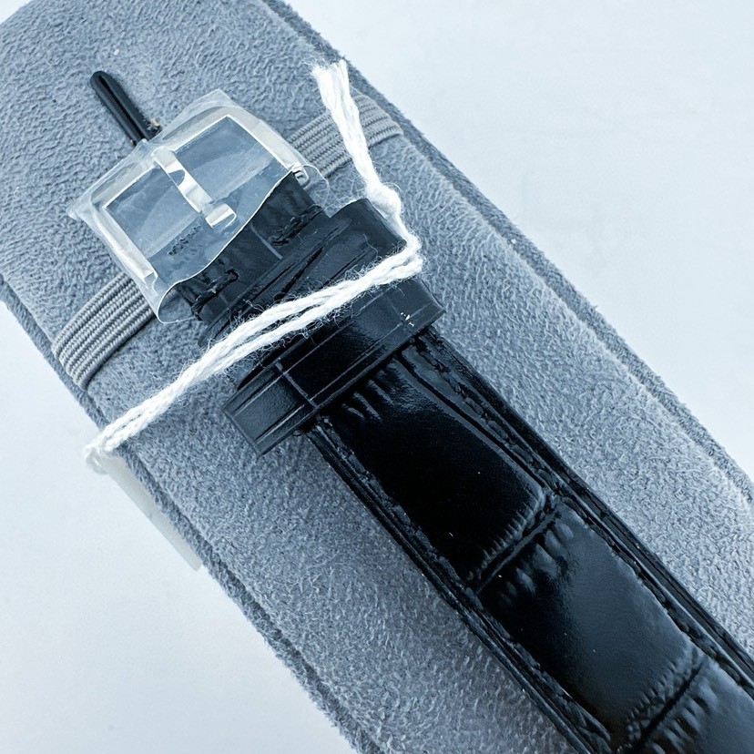 33mm Watch view 6