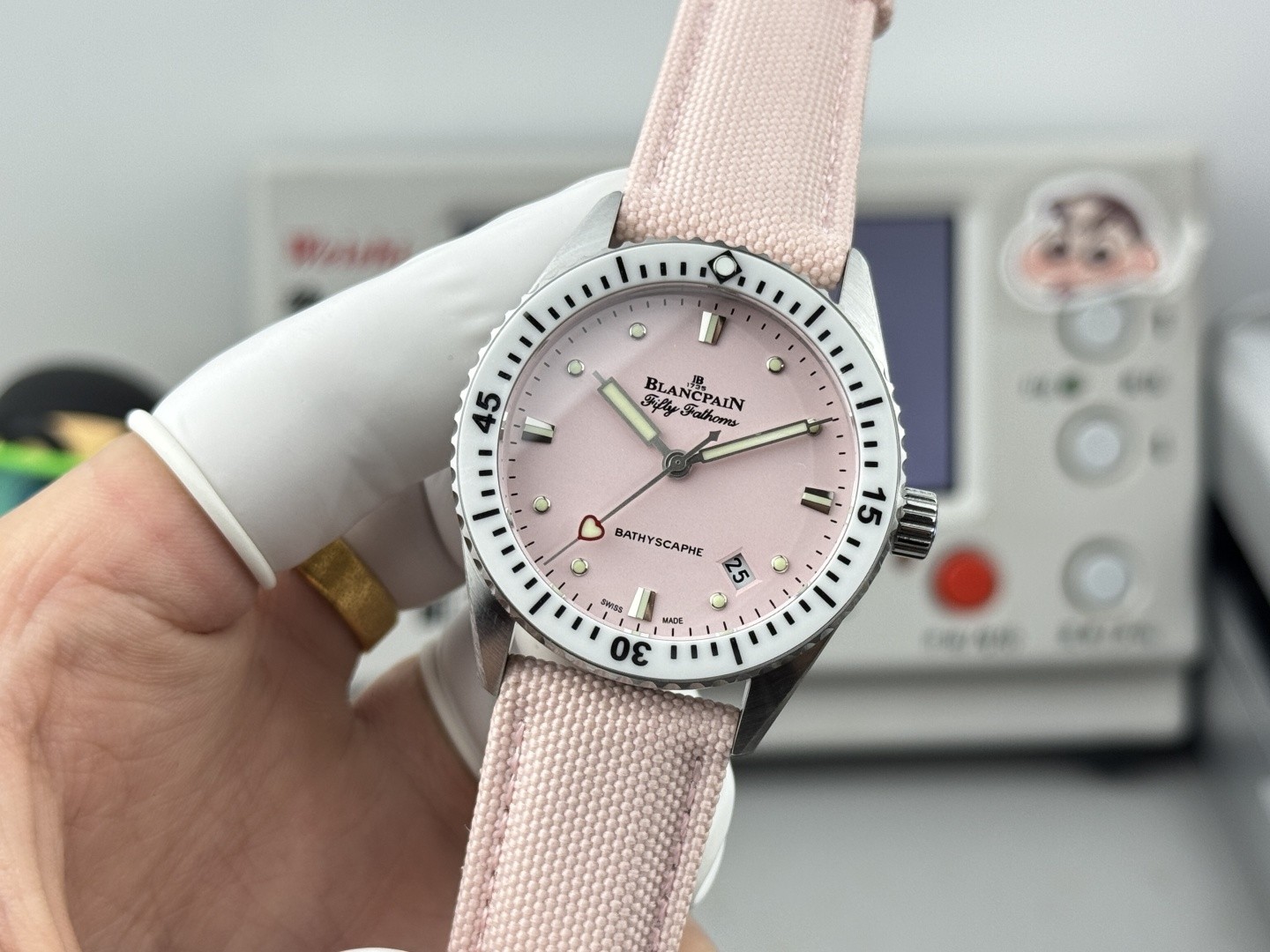 Ceramic Watch view 3