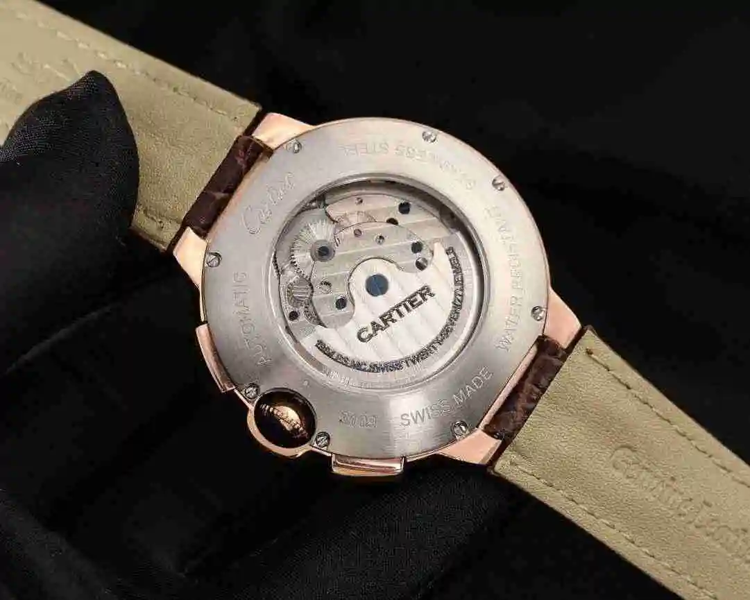 General Watches Cartier White 520 Gold 540 Watch view 2