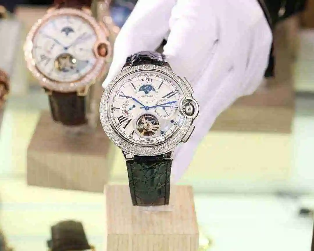 General Watches Cartier White 520 Gold 540 Watch view 9