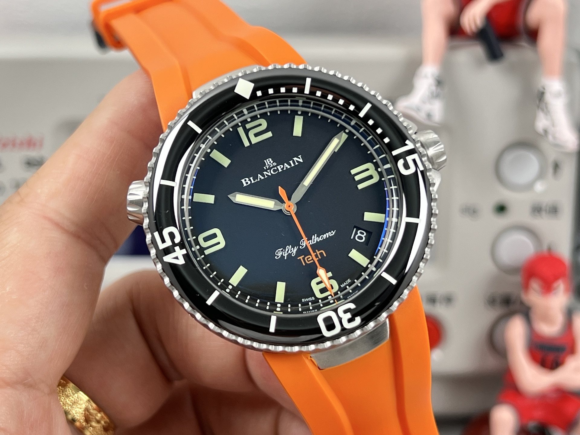 Automatic Watch view 2