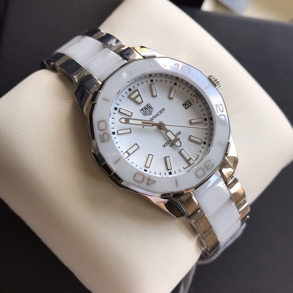 TAG Heuer Aquaracer Ceramic Quartz 35mm Watch view 2