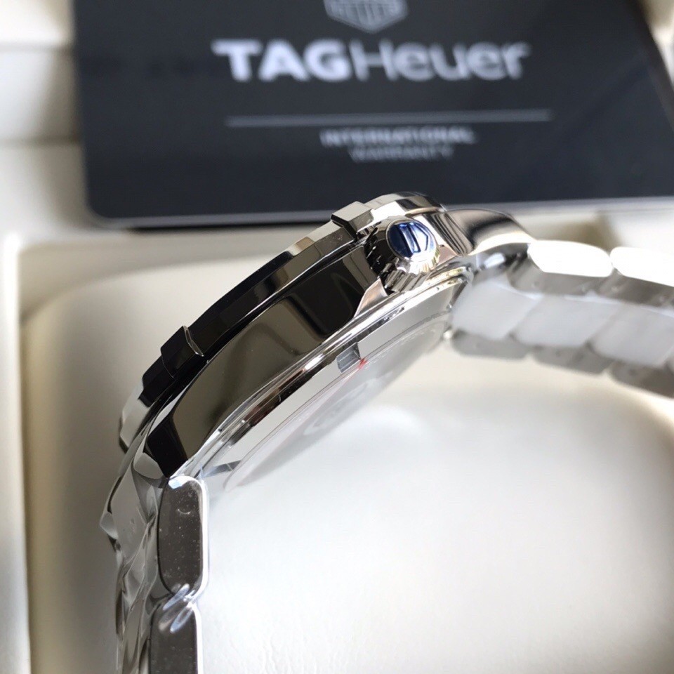 TAG Heuer Aquaracer Ceramic Quartz 35mm Watch view 7