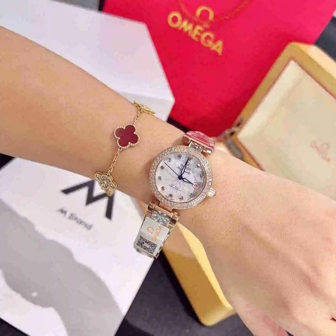 General Watches Omega Watch Women's Watch Paired with Original Fully Automatic Mechanical Movement Top Grade 316 Precision Steel Case with Mineral Super Strong Mirror Diameter 30mm KK03050 view 4