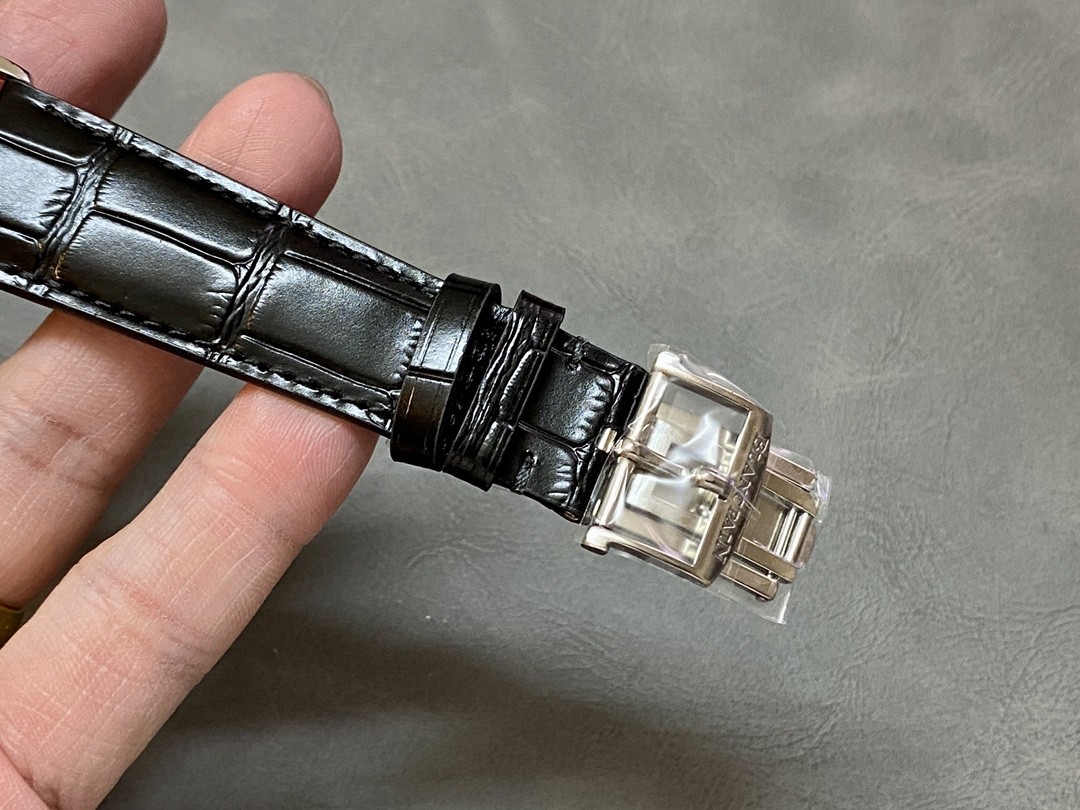 Automatic Watch view 8