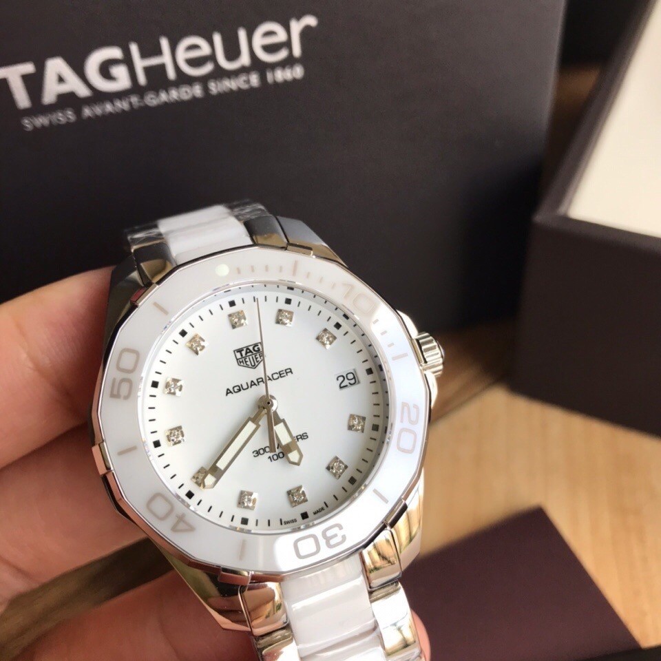 TAG Heuer Aquaracer Ceramic Quartz 35mm Watch view 5