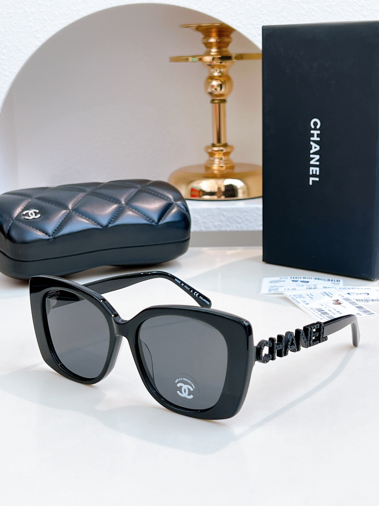 Chanel CH5422 53-17-145 , logo 130160180 Sunglasses view 1