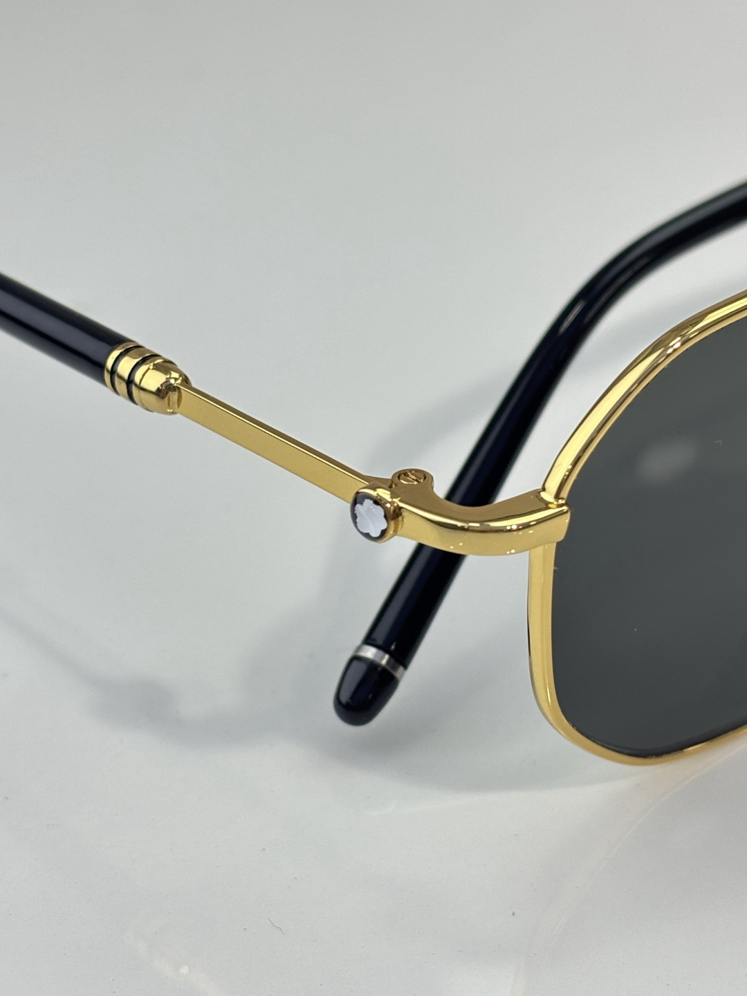 MONT BLAN EL:MB0481S Size 55 20 Sunglasses view 7