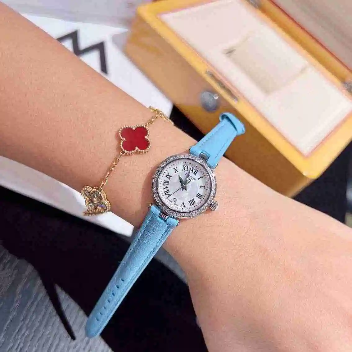 General Watches Tianshuo Watch Women's Watch Paired with Original Fully Automatic Mechanical Movement Top grade 316 Precision Steel Case with Mineral Super Strong Mirror Diameter 26mm KK02750 view 4