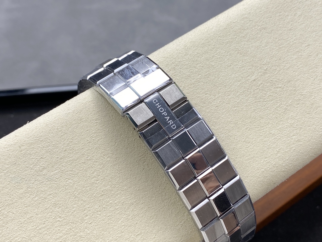 Men's Stainless Steel Watch view 8
