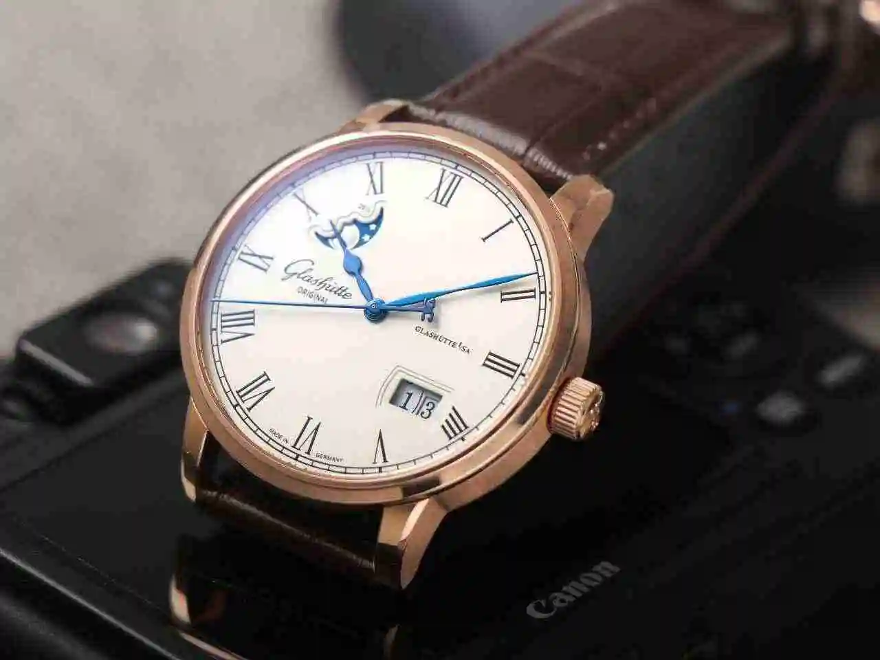 General Watches Glash tte Original White 1450 Rose 1550 Watch view 5