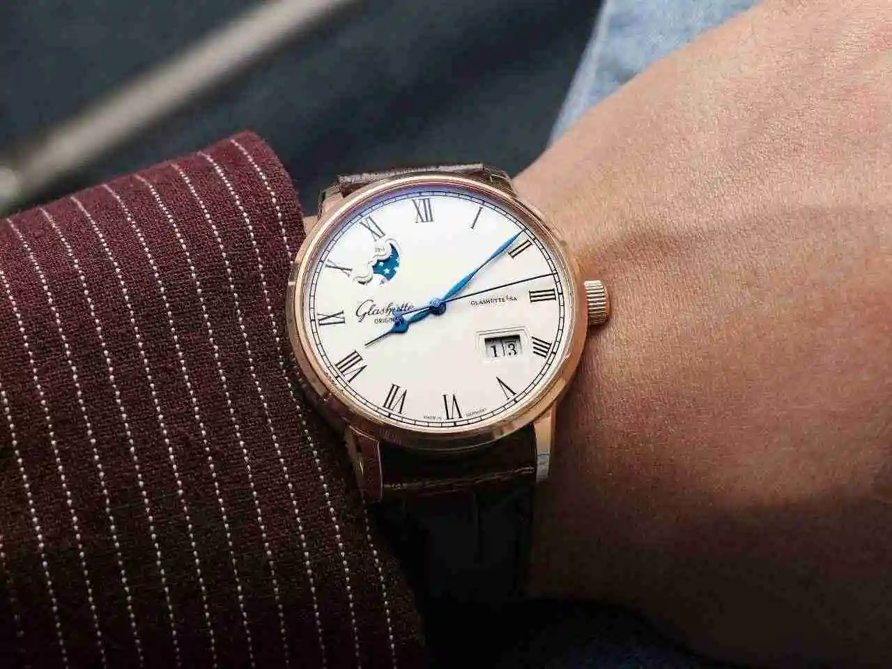 General Watches Glash tte Original White 1450 Rose 1550 Watch view 8