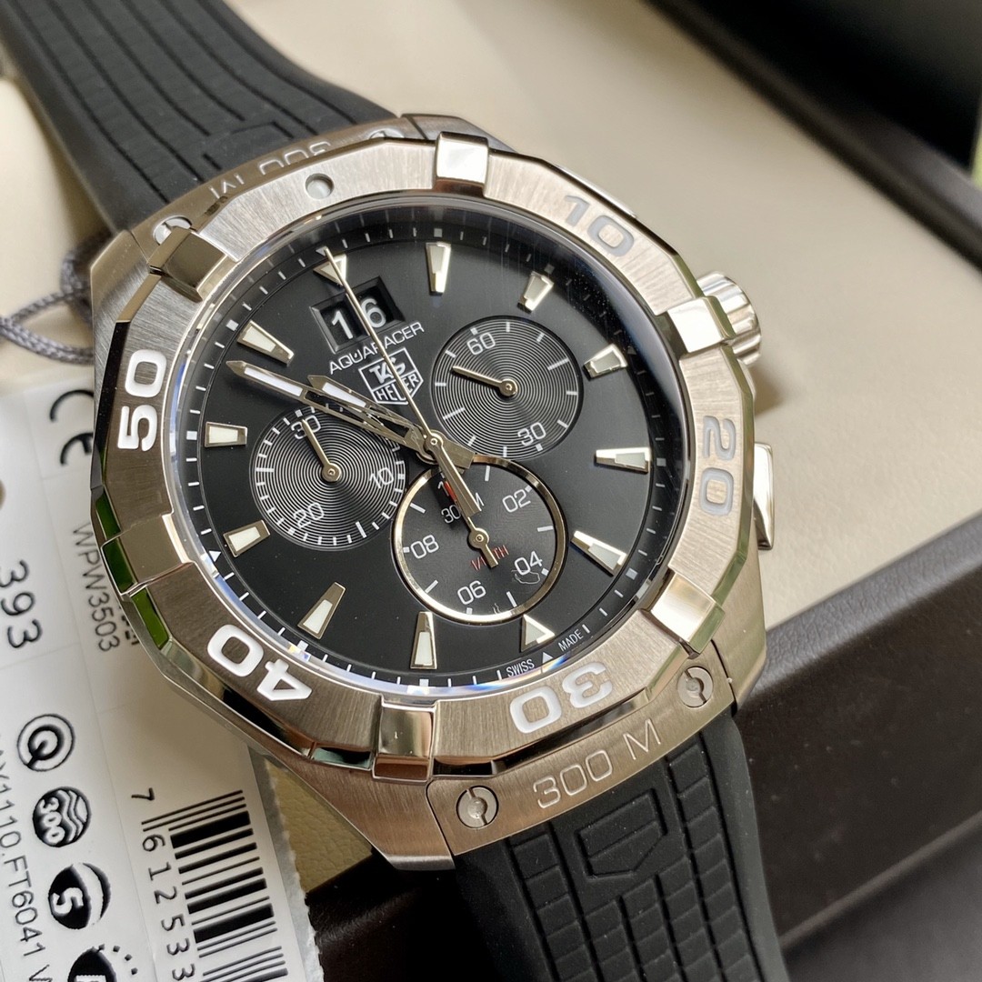 TAG Heuer Aquaracer Stainless Steel Quartz 43mm Watch view 1