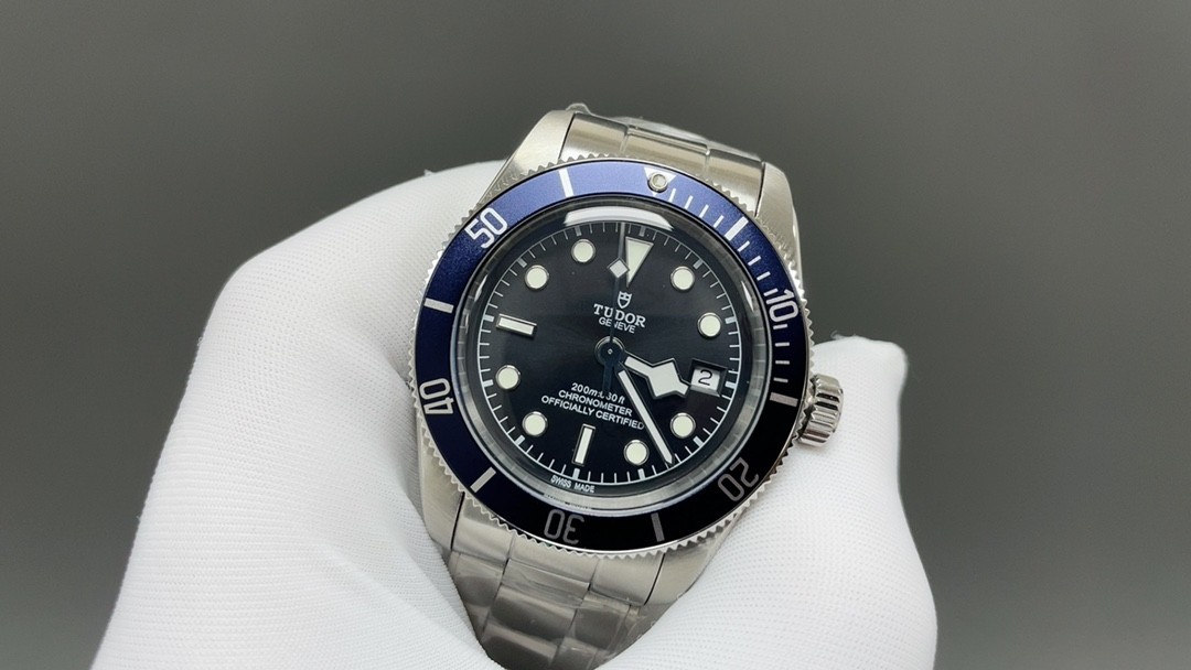 Rolex Submariner Stainless Steel Watch view 6